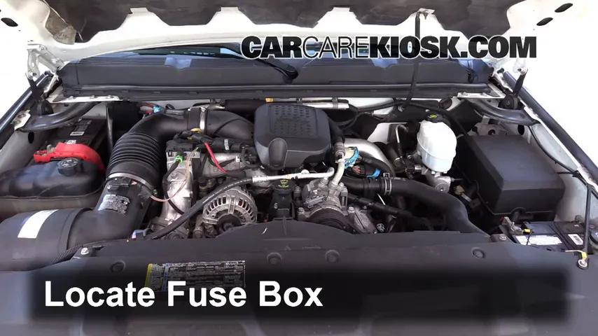 2009 Chevrolet Silverado 3500 HD LT 6.6L V8 Turbo Diesel Crew Cab Pickup (4 Door) Fuse (Engine) Check